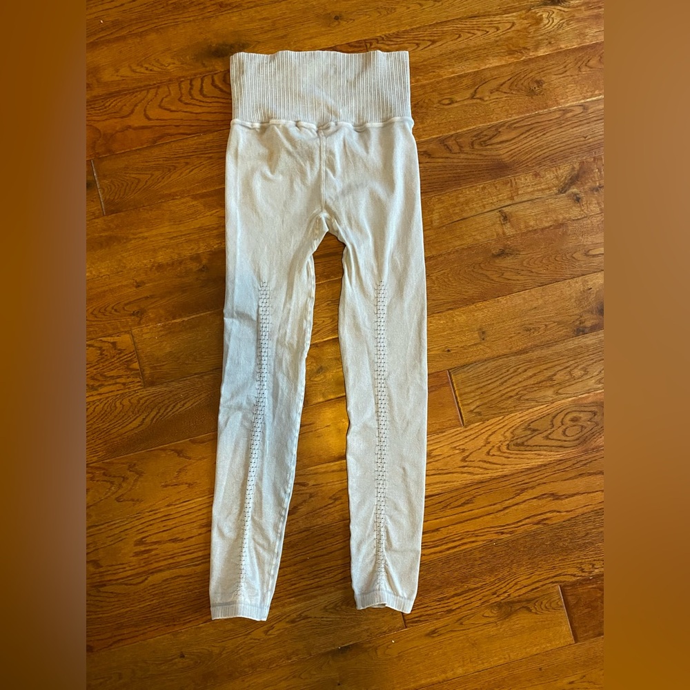Free people movement ice grey leggings
